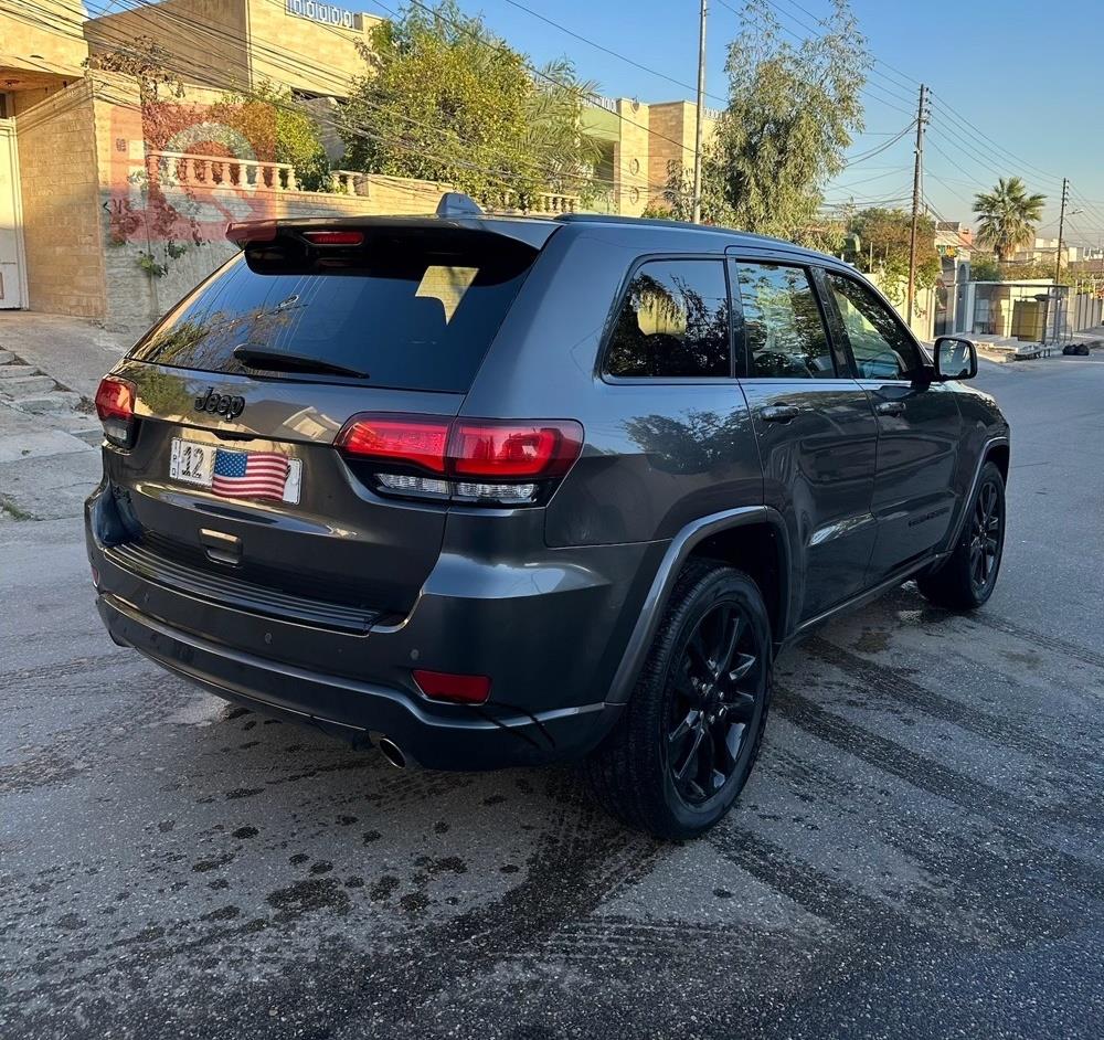 جيب جراند شيروكي